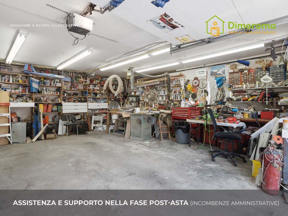 Garage bilocale in vendita a trani